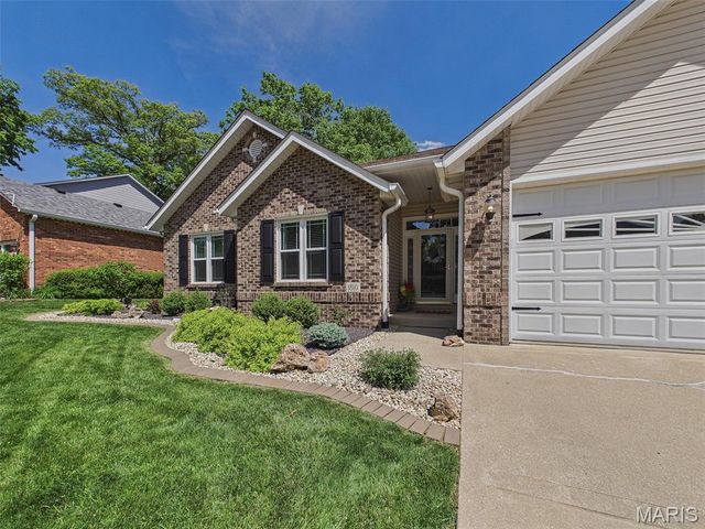 1810 Butler Boulevard, Edwardsville, IL 62025