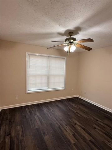 175 River North Court, Covington, GA 30016