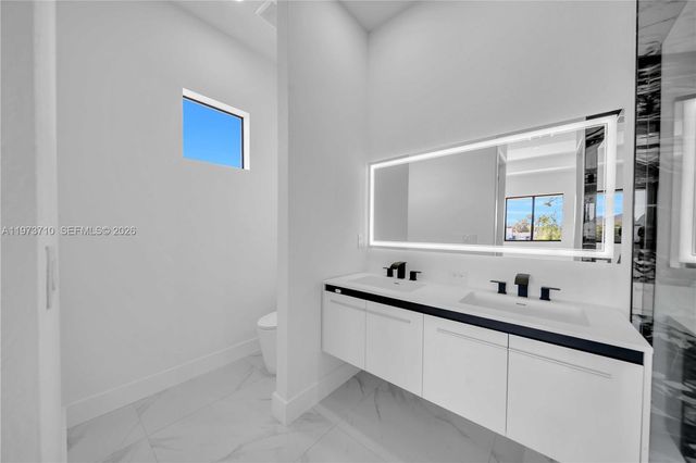 2120 NW 30 Ter, Cape Coral, FL 33993