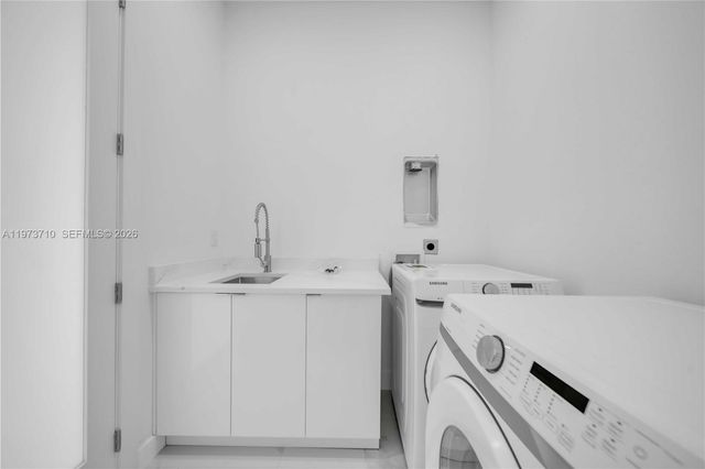 2120 NW 30 Ter, Cape Coral, FL 33993