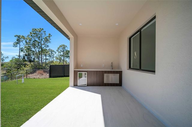 2120 NW 30 Ter, Cape Coral, FL 33993