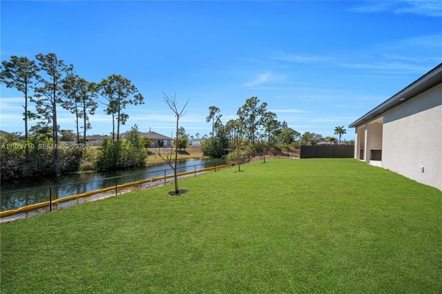 2120 NW 30 Ter, Cape Coral, FL 33993