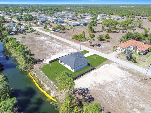 2120 NW 30 Ter, Cape Coral, FL 33993
