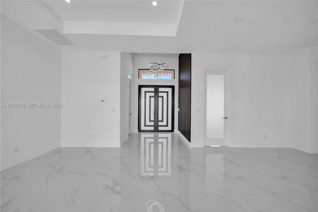 2120 NW 30 Ter, Cape Coral, FL 33993