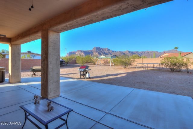 1487 S MOUNTAIN VIEW Road, Apache Junction, AZ 85119