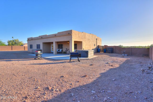 1487 S MOUNTAIN VIEW Road, Apache Junction, AZ 85119