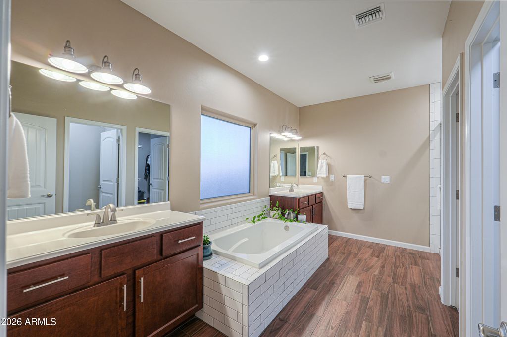 1487 S MOUNTAIN VIEW Road, Apache Junction, AZ 85119 — photo 4