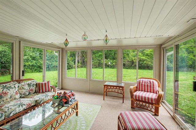 1254 Arrowhead Drive, Burton, MI 48509