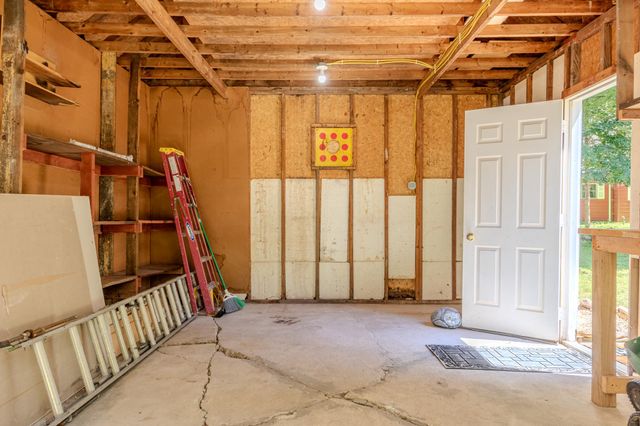 74 LAKE, White Haven, PA 18661