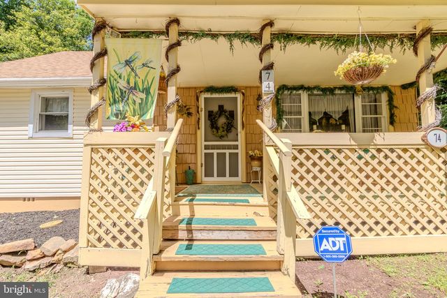 74 LAKE, White Haven, PA 18661