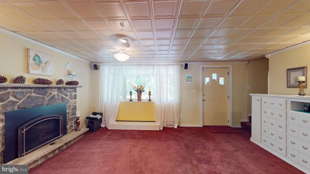 74 LAKE, White Haven, PA 18661