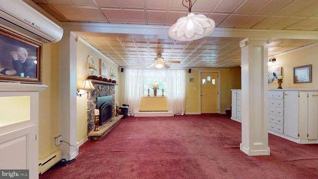 74 LAKE, White Haven, PA 18661