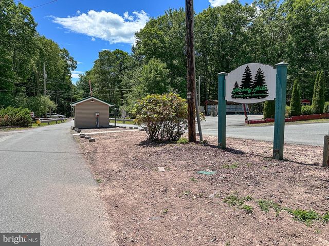 74 LAKE, White Haven, PA 18661