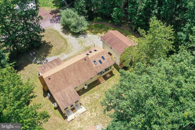 74 LAKE, White Haven, PA 18661