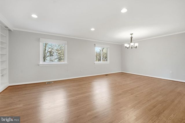 1528 GOLDENRAIN CT, Reston, VA 20190