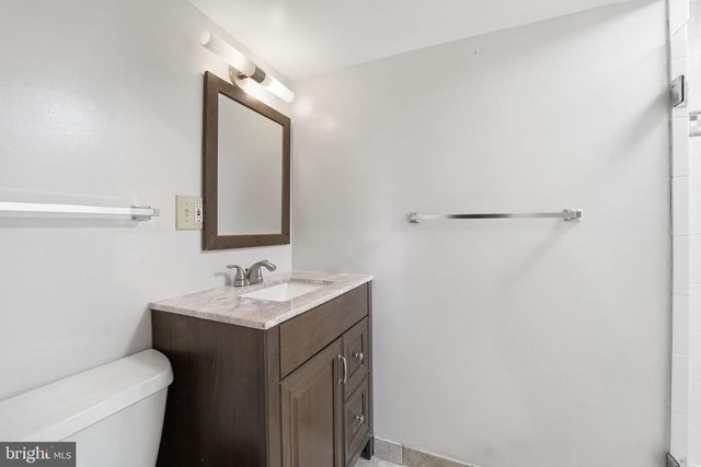 1528 GOLDENRAIN CT, Reston, VA 20190