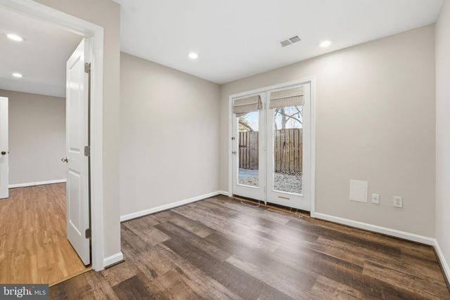 1528 GOLDENRAIN CT, Reston, VA 20190