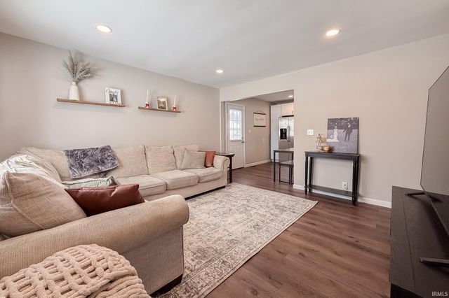 603 E Adams Avenue, Chandler, IN 47610