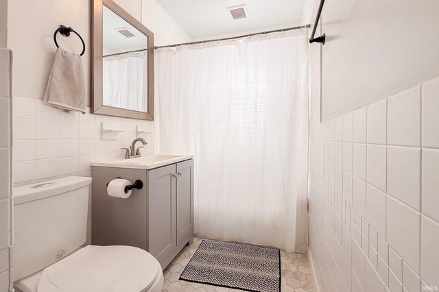 603 E Adams Avenue, Chandler, IN 47610