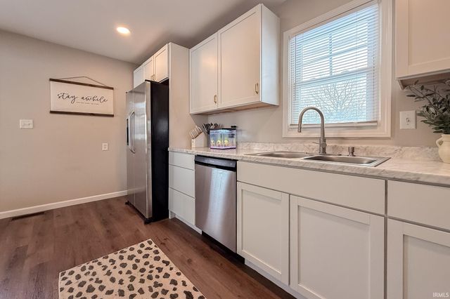 603 E Adams Avenue, Chandler, IN 47610