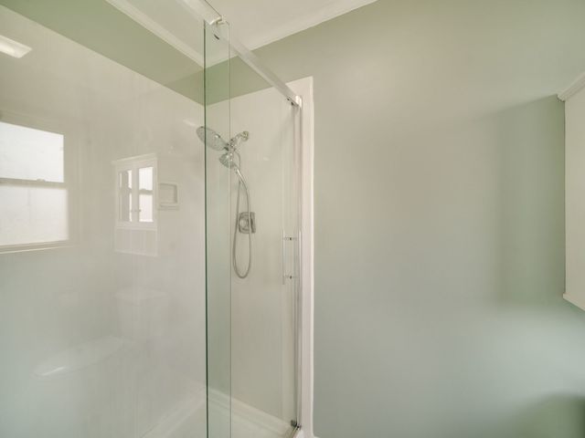 1341 Trinity Place, Libertyville, IL 60048