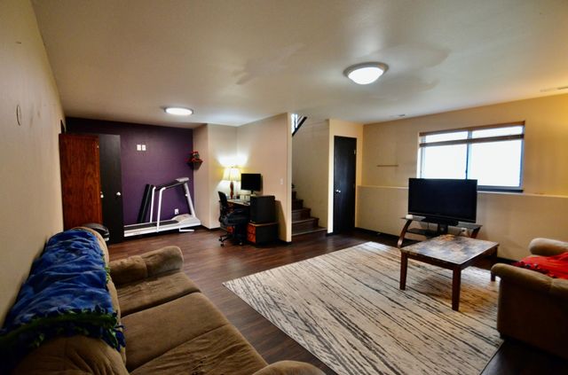 4823 50th Avenue S, Fargo, ND 58104