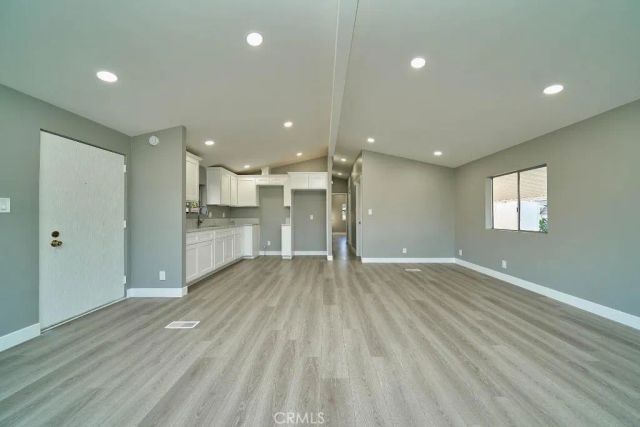 16511 Garfield 9C, Paramount, CA 90723