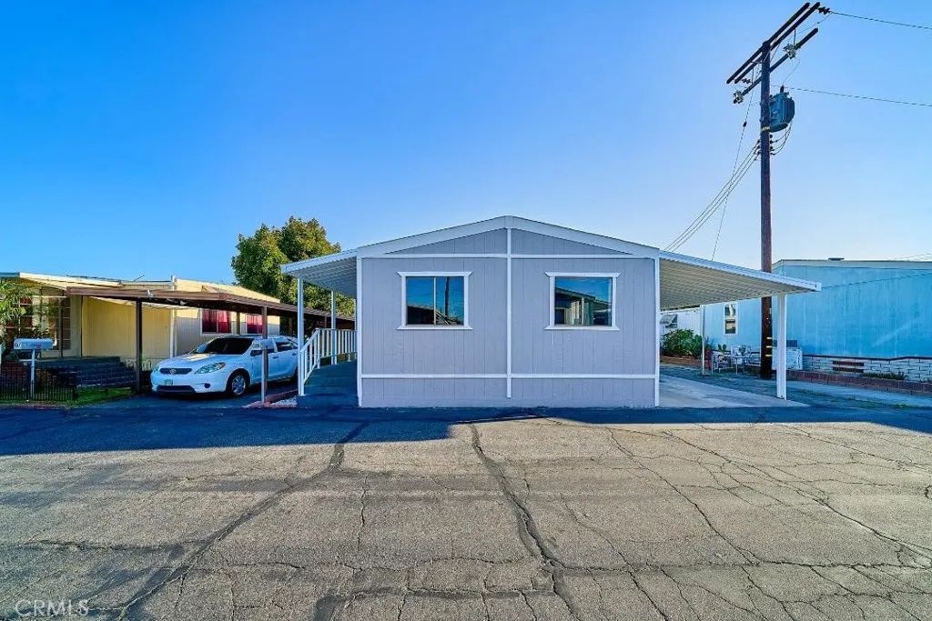 16511 Garfield 9C, Paramount, CA 90723