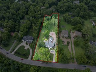 852 Battery Ln, Nashville, TN 37220