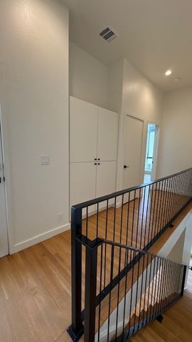444 W Morphy Street, Fort Worth, TX 76104