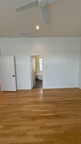 444 W Morphy Street, Fort Worth, TX 76104