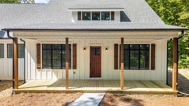 81 Horseshoe Bend Road, Signal Mountain, TN 37377