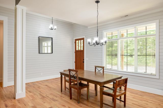 81 Horseshoe Bend Road, Signal Mountain, TN 37377