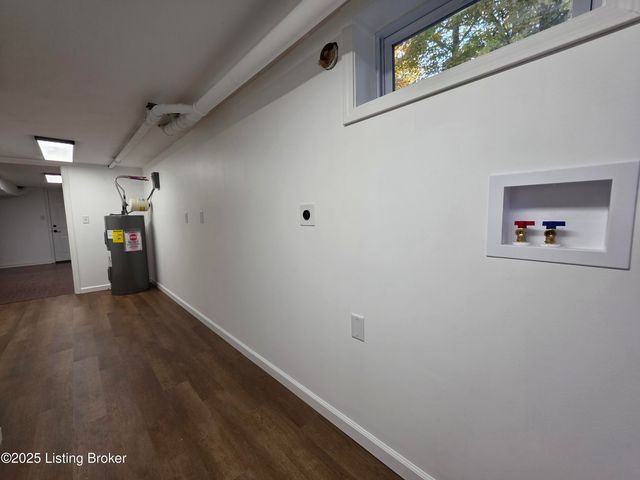 454 Pinewood Dr, Radcliff, KY 40160