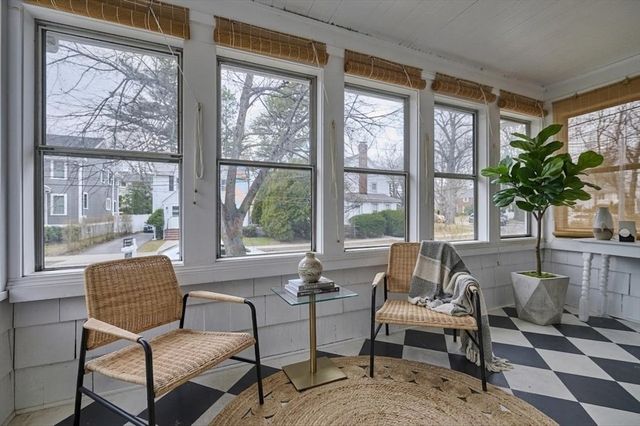 87 Bonad Rd, Brookline, MA 02467