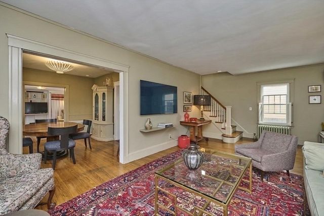 87 Bonad Rd, Brookline, MA 02467