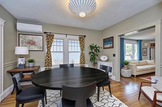 87 Bonad Rd, Brookline, MA 02467