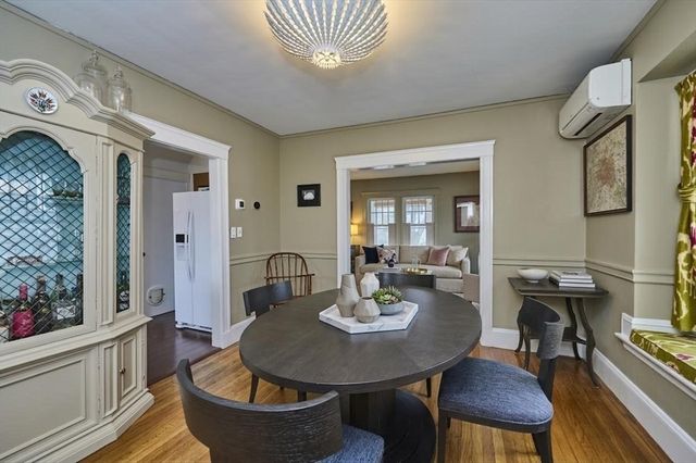 87 Bonad Rd, Brookline, MA 02467