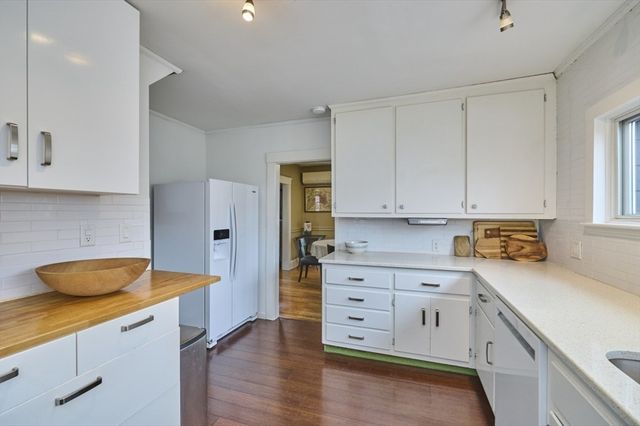 87 Bonad Rd, Brookline, MA 02467