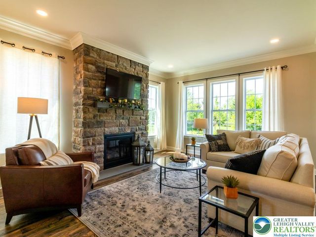 4452 Shadowstone Drive 2, Forks Twp, PA 18040