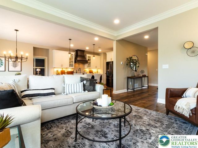 4452 Shadowstone Drive 2, Forks Twp, PA 18040