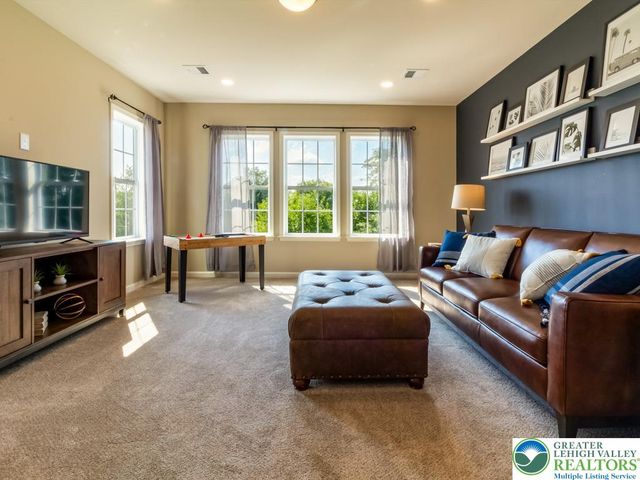 4452 Shadowstone Drive 2, Forks Twp, PA 18040