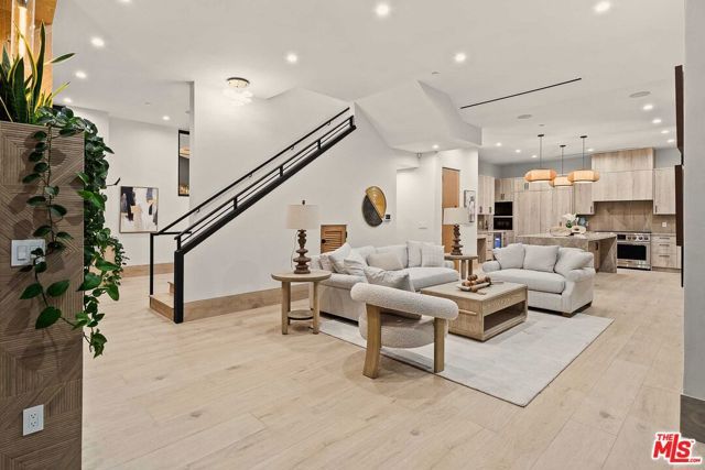 701 Vernon Avenue, Venice (los Angeles), CA 90291