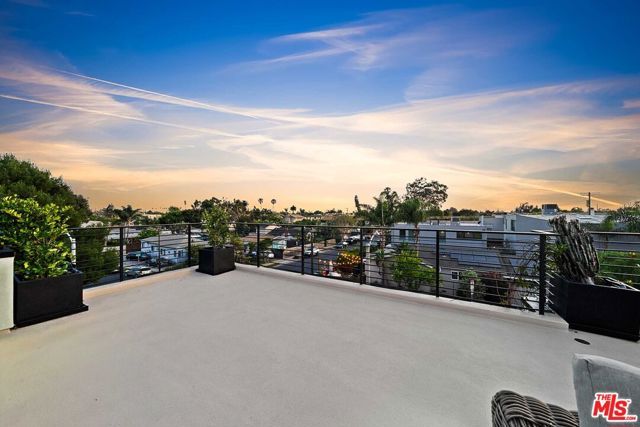 701 Vernon Avenue, Venice (los Angeles), CA 90291