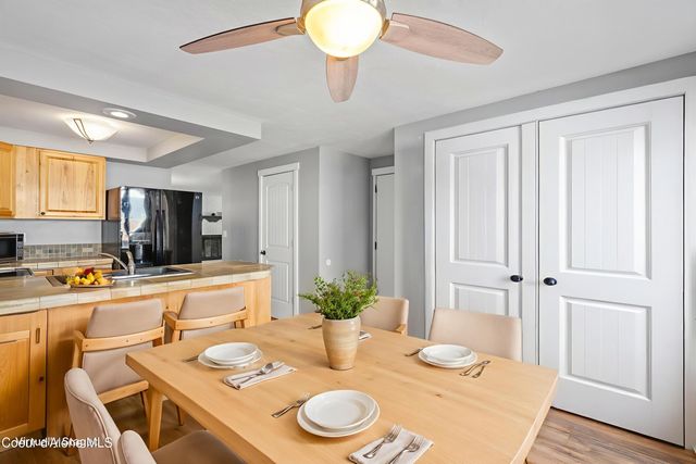 624 N Monroe Ave, Sandpoint, ID 83864