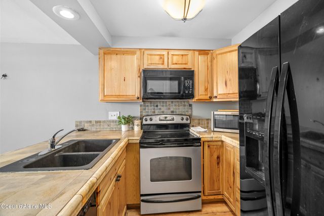 624 N Monroe Ave, Sandpoint, ID 83864