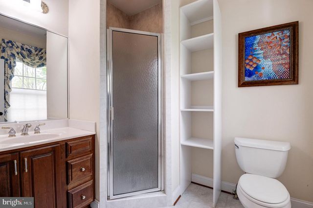 16182 HILLSBORO, Hillsboro, VA 20132