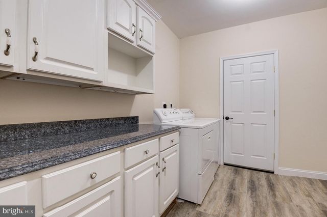 16182 HILLSBORO, Hillsboro, VA 20132