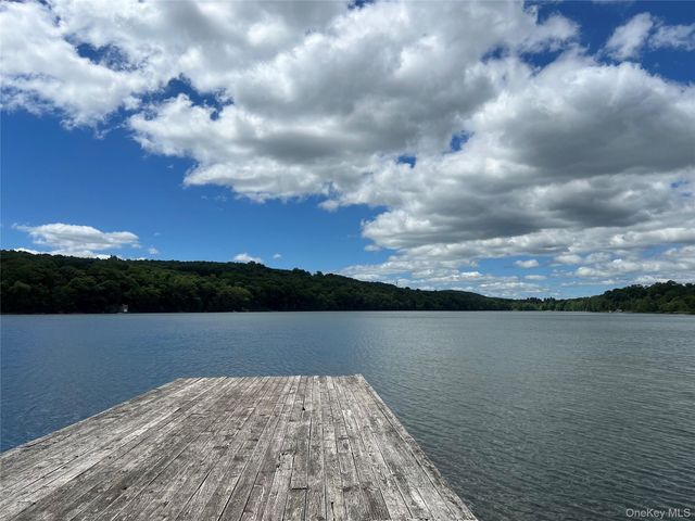 96 Walton Terrace, Monroe, NY 10950