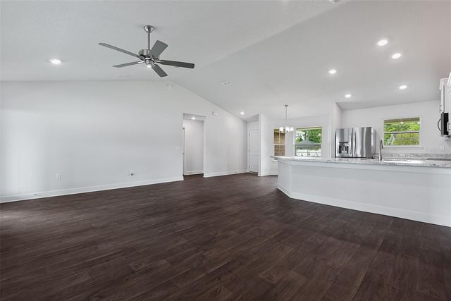 8 PERSIMMON DRIVE, Palm Coast, FL 32164